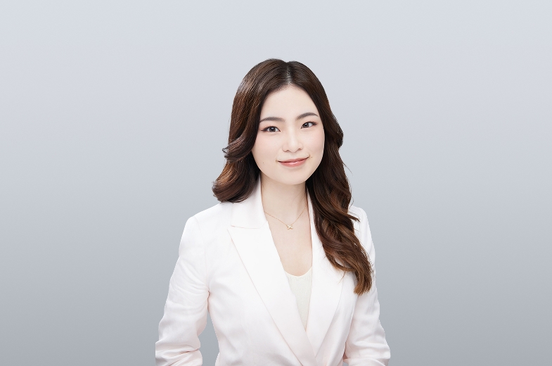 Market Analyst